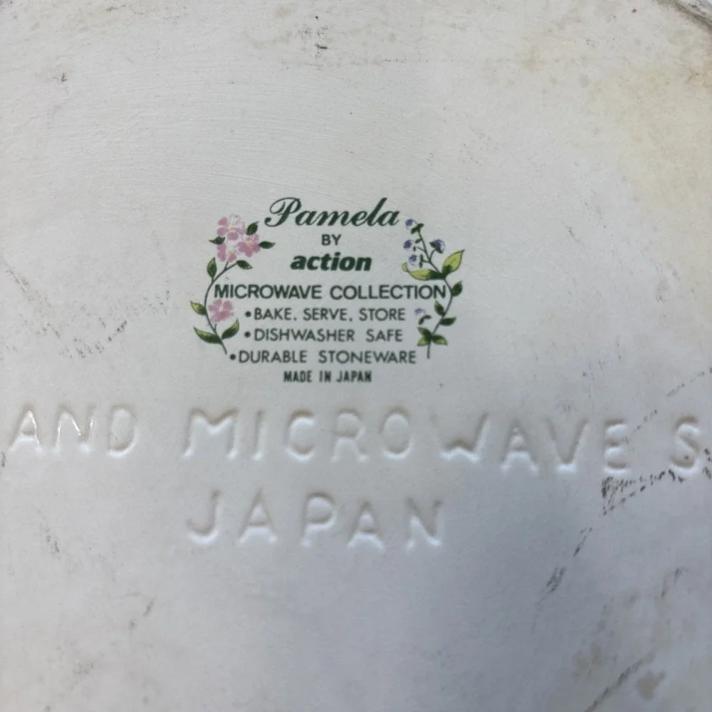 Pamela Covered Vegetable Bowl By Action Made‎ In Japan VTG Floral Stoneware